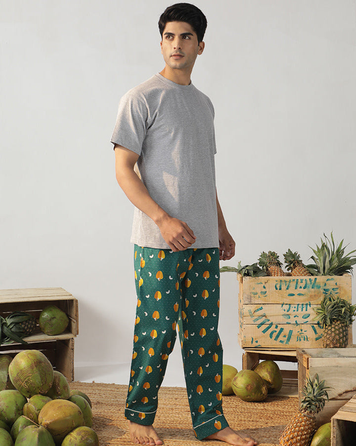 Nutty Retreat T-shirt & Cotton Pyjama - Men