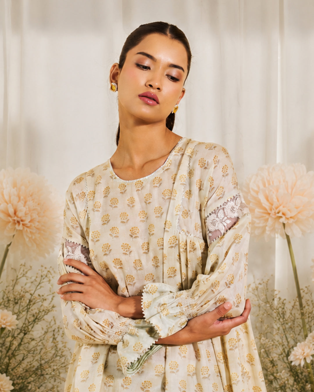 Noor Set <br> Printed Tunic Set with Farsi Pants