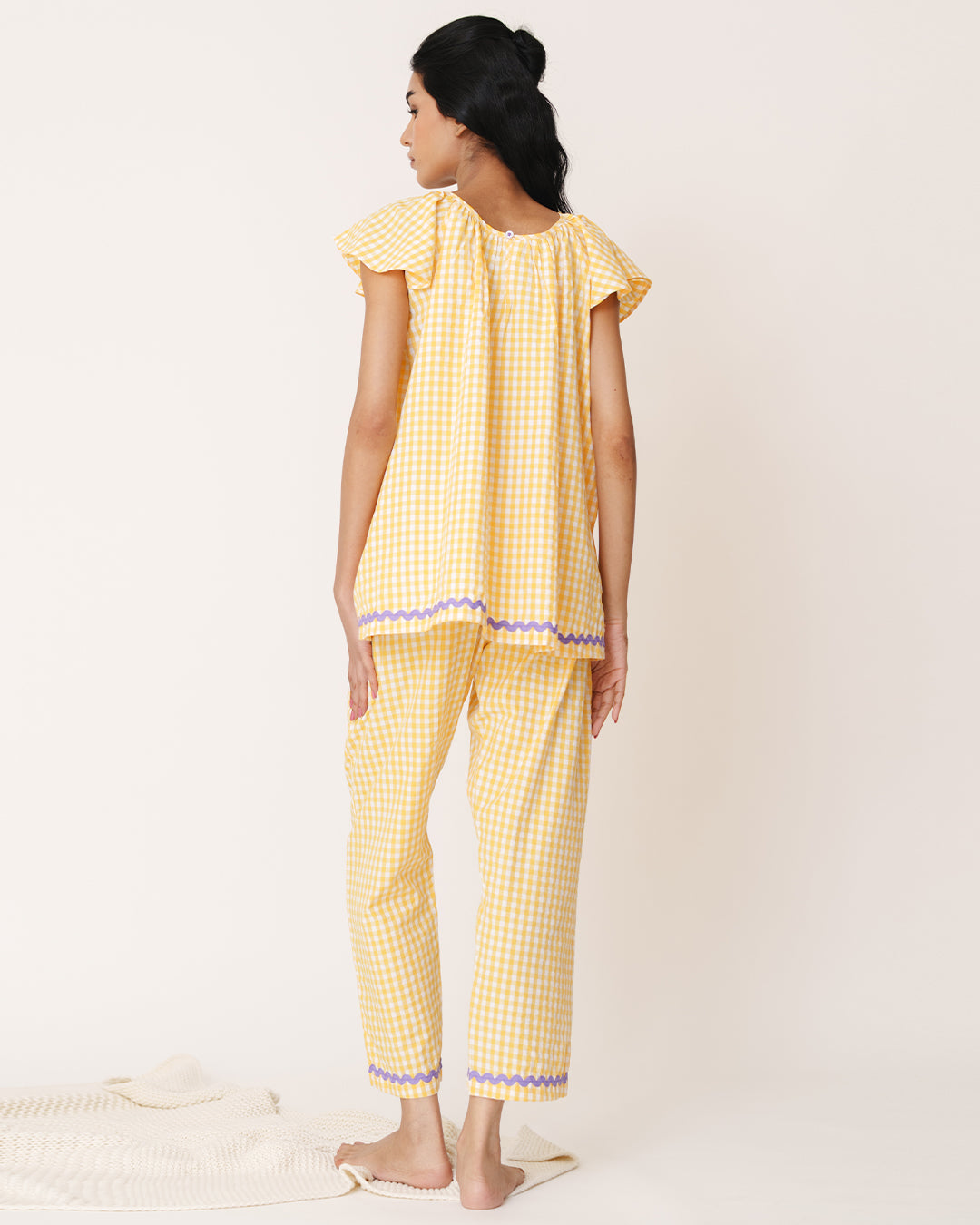 Sunwarm - Breeze Set <br> Women’s Cotton Gingham Ruffled Pajama Set
