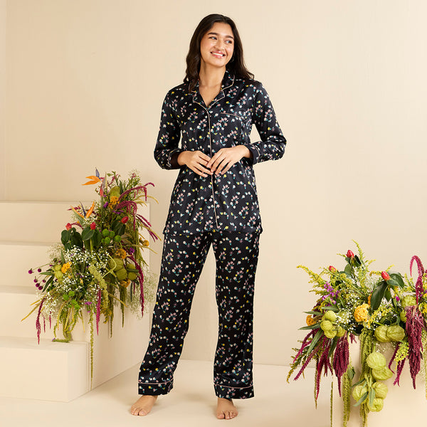 Daisy Dreams Satin Notched Pyjama Set