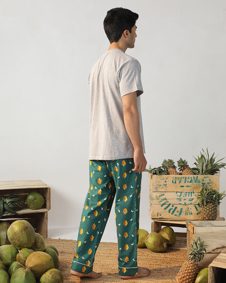 Nutty Retreat T-shirt & Cotton Pyjama - Men