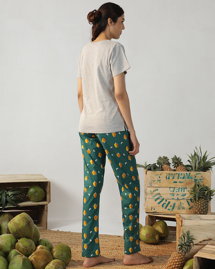 Nutty Retreat T-shirt & Cotton Pyjama for Women's