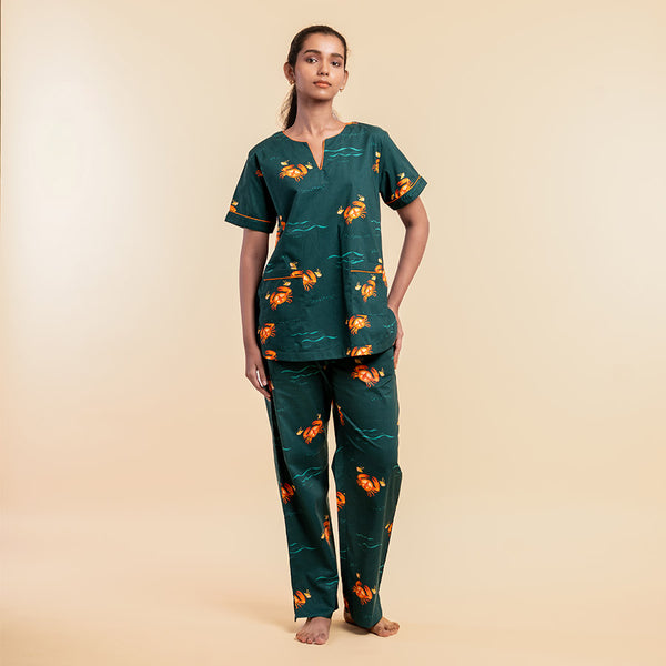 Coastal Crawl Cotton Dip-Neck Pyjama Set