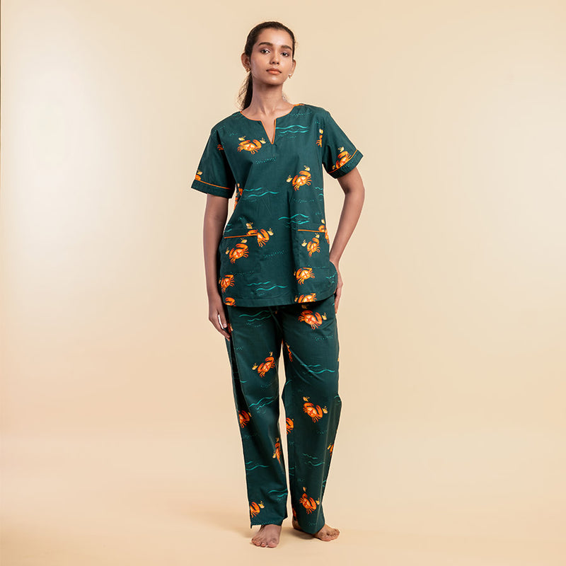 Coastal Crawl Cotton Dip-Neck Pyjama Set