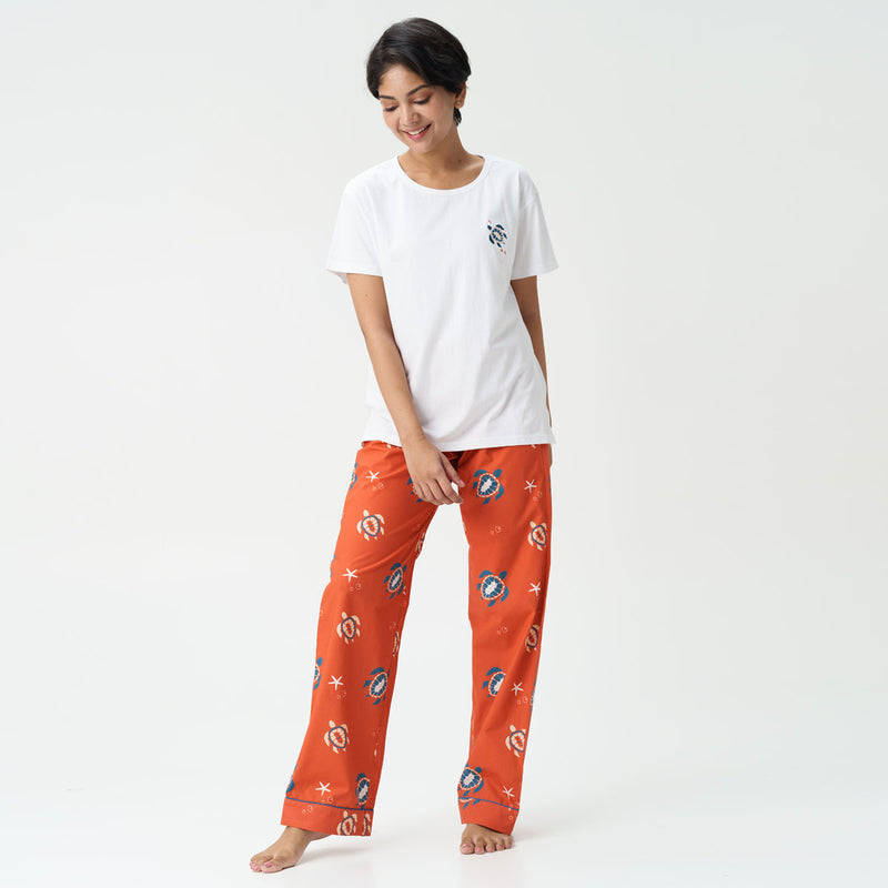 Turtle Tide Embroidered T-shirt & Cotton Pyjama Women's