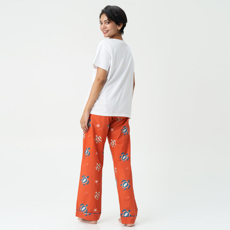 Turtle Tide Embroidered T-shirt & Cotton Pyjama Women's