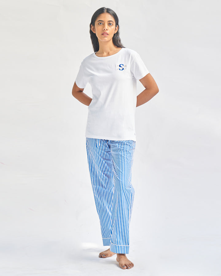 Floaty Sky Embroidered T-shirt & Cotton Pyjama For Women's