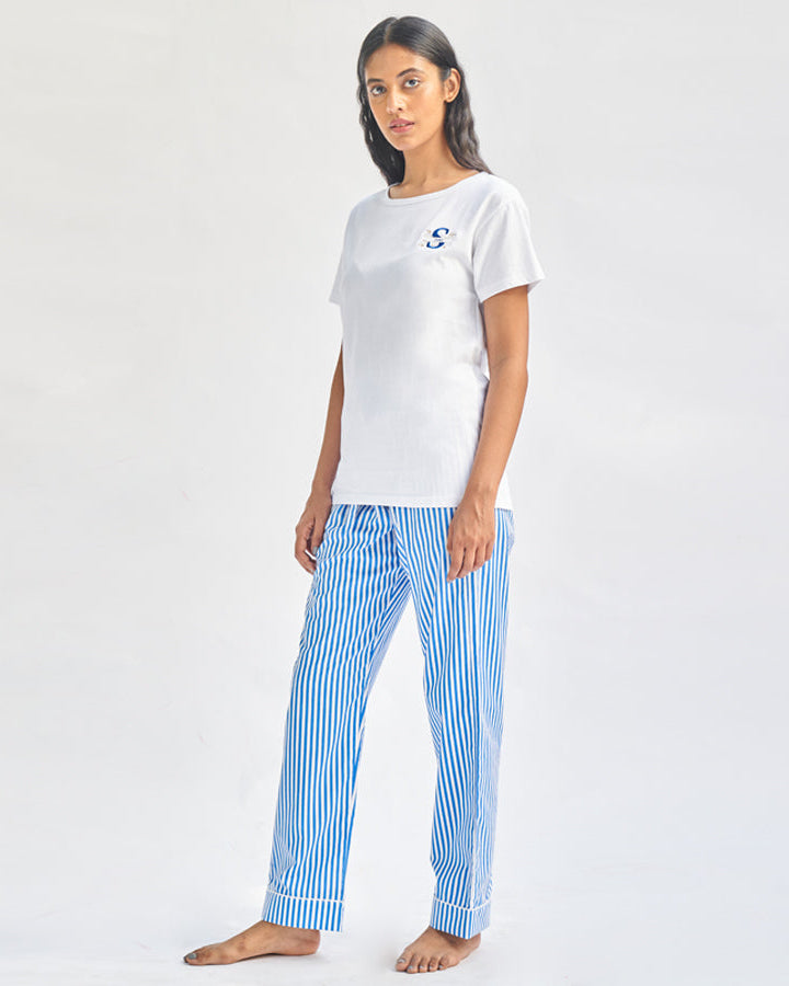 Floaty Sky Embroidered T-shirt & Cotton Pyjama For Women's